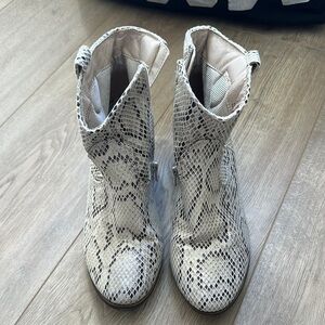 Women's Snake Print Ankle Boots